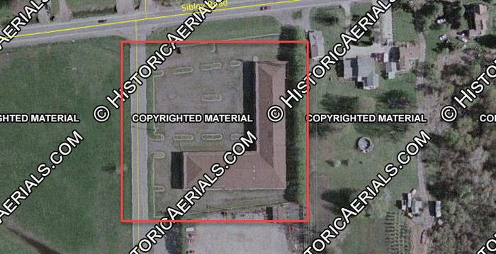 Brownstown Strip Mall (Built but Never Opened) - 2005 Aerial Of Building